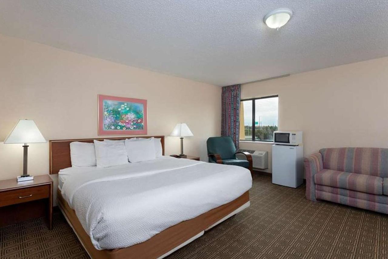 La Quinta Inn By Wyndham Indianapolis East-Post Drive Luaran gambar