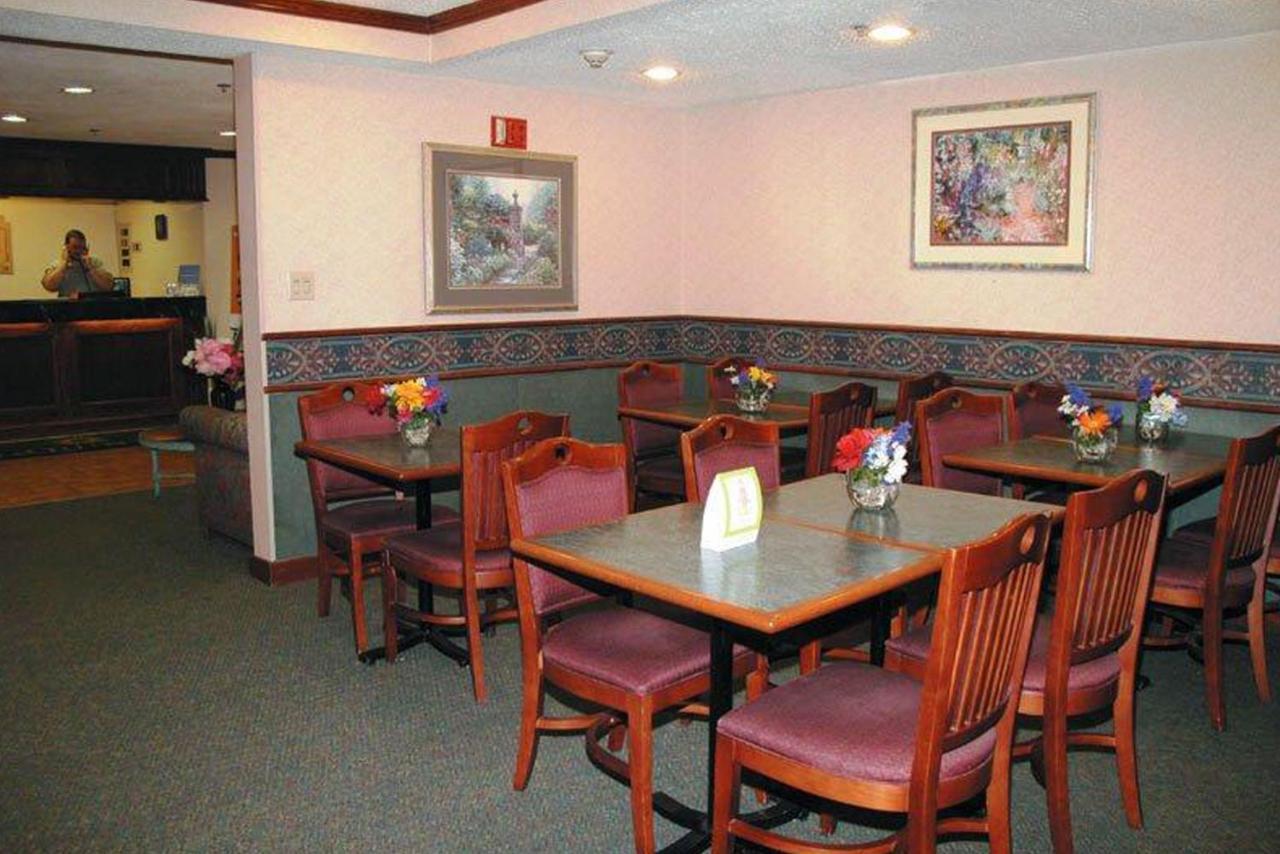 La Quinta Inn By Wyndham Indianapolis East-Post Drive Luaran gambar