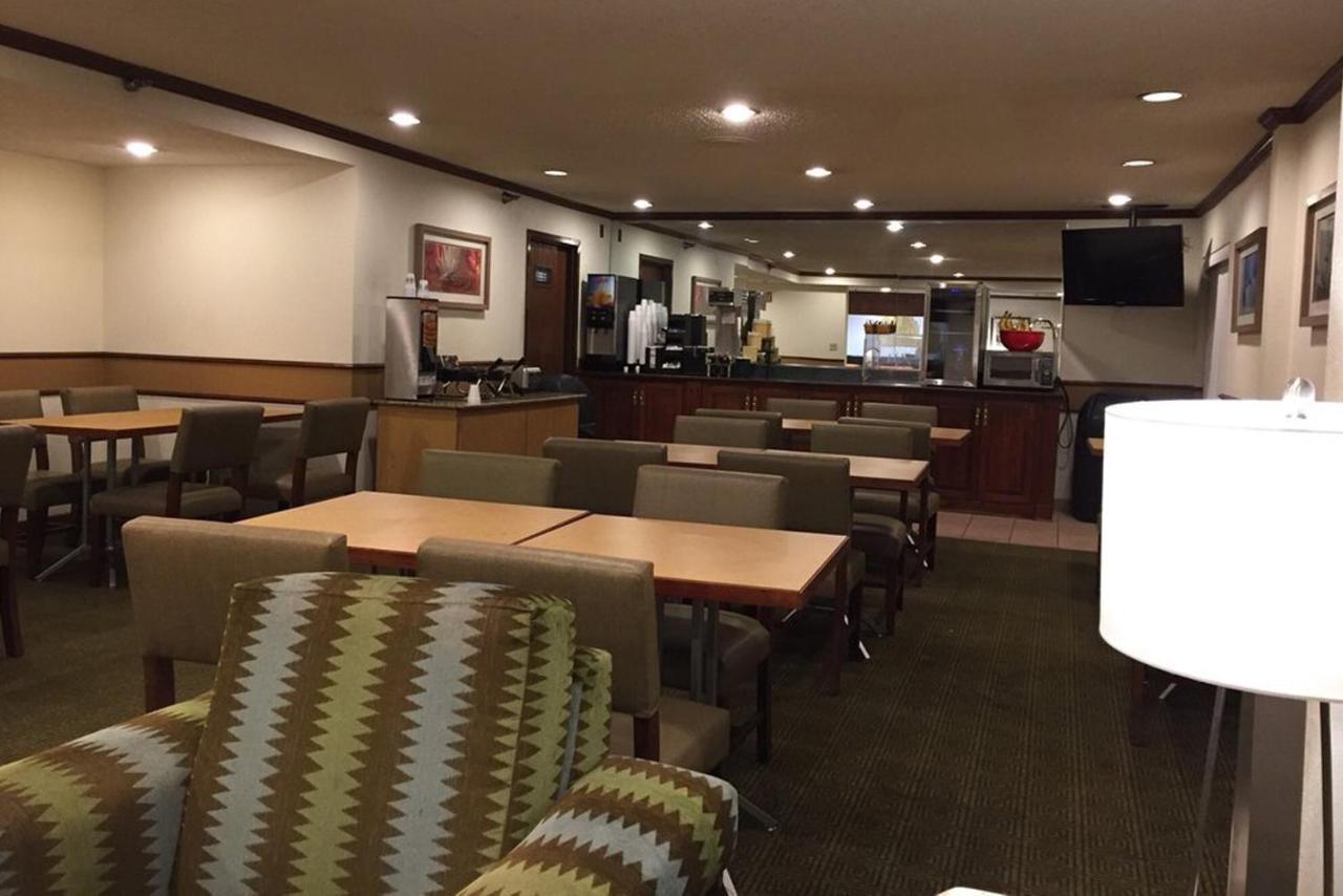 La Quinta Inn By Wyndham Indianapolis East-Post Drive Luaran gambar