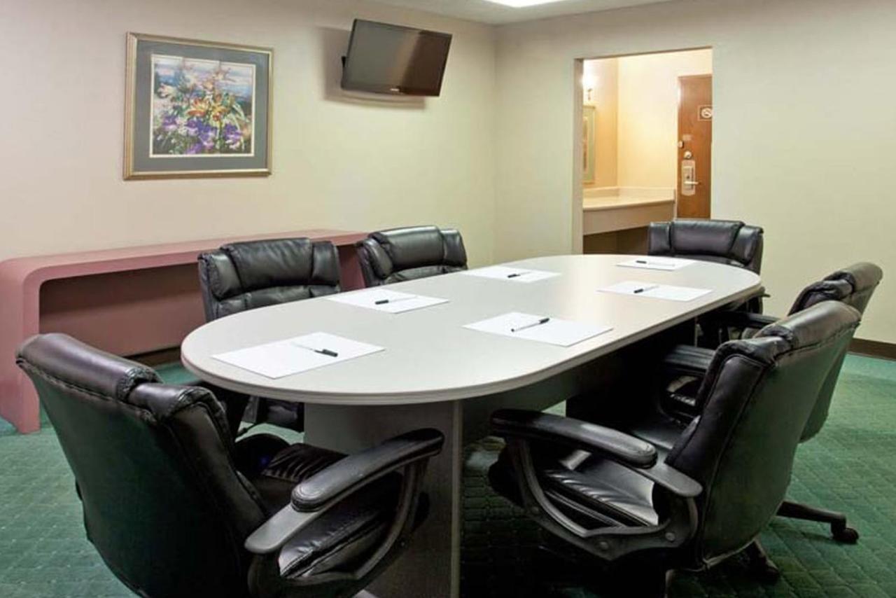 La Quinta Inn By Wyndham Indianapolis East-Post Drive Luaran gambar