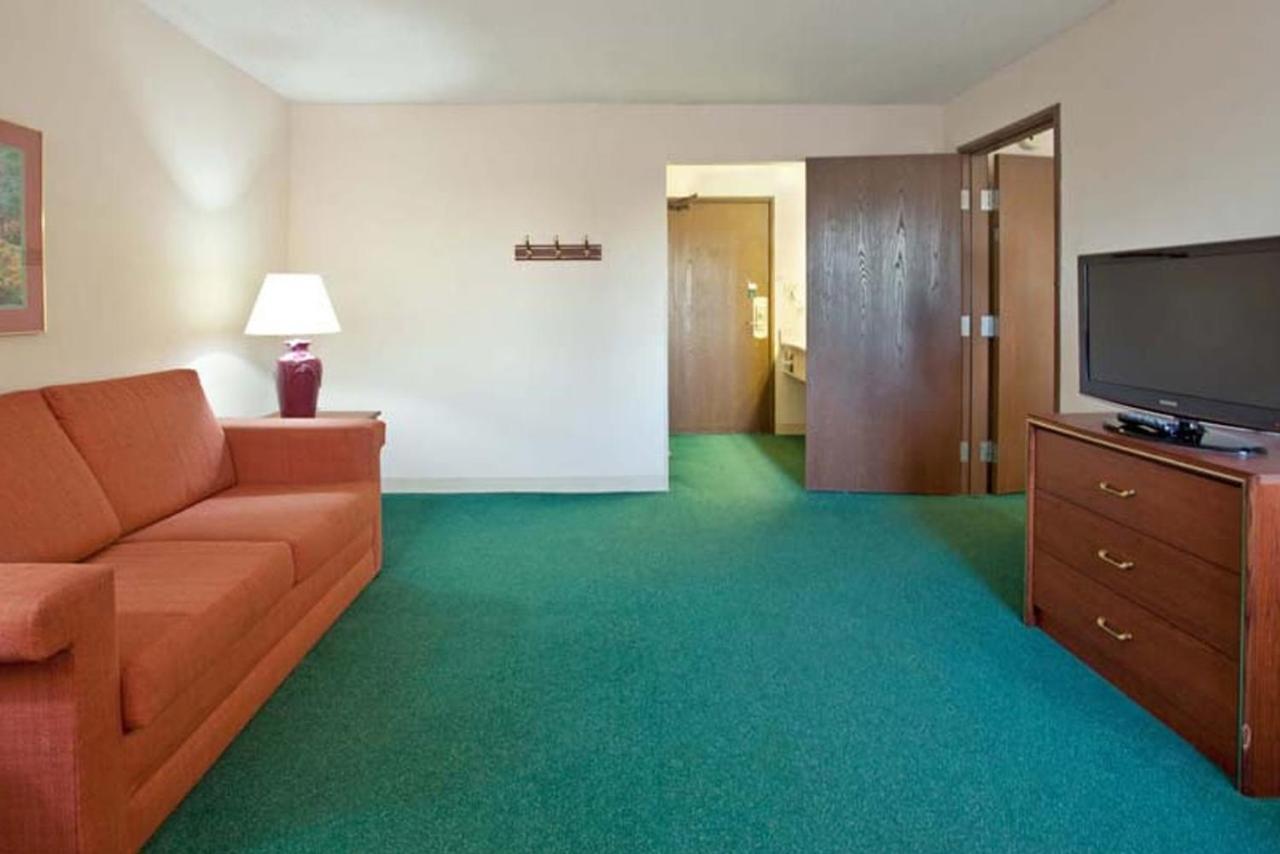 La Quinta Inn By Wyndham Indianapolis East-Post Drive Luaran gambar