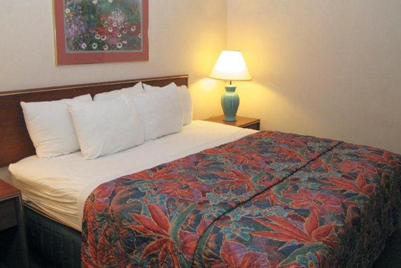 La Quinta Inn By Wyndham Indianapolis East-Post Drive Luaran gambar