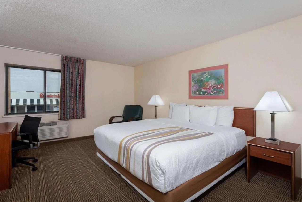La Quinta Inn By Wyndham Indianapolis East-Post Drive Luaran gambar