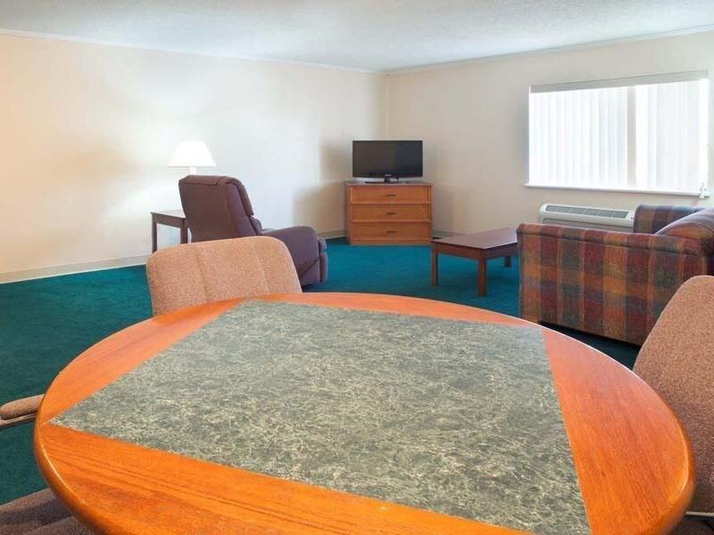 La Quinta Inn By Wyndham Indianapolis East-Post Drive Luaran gambar