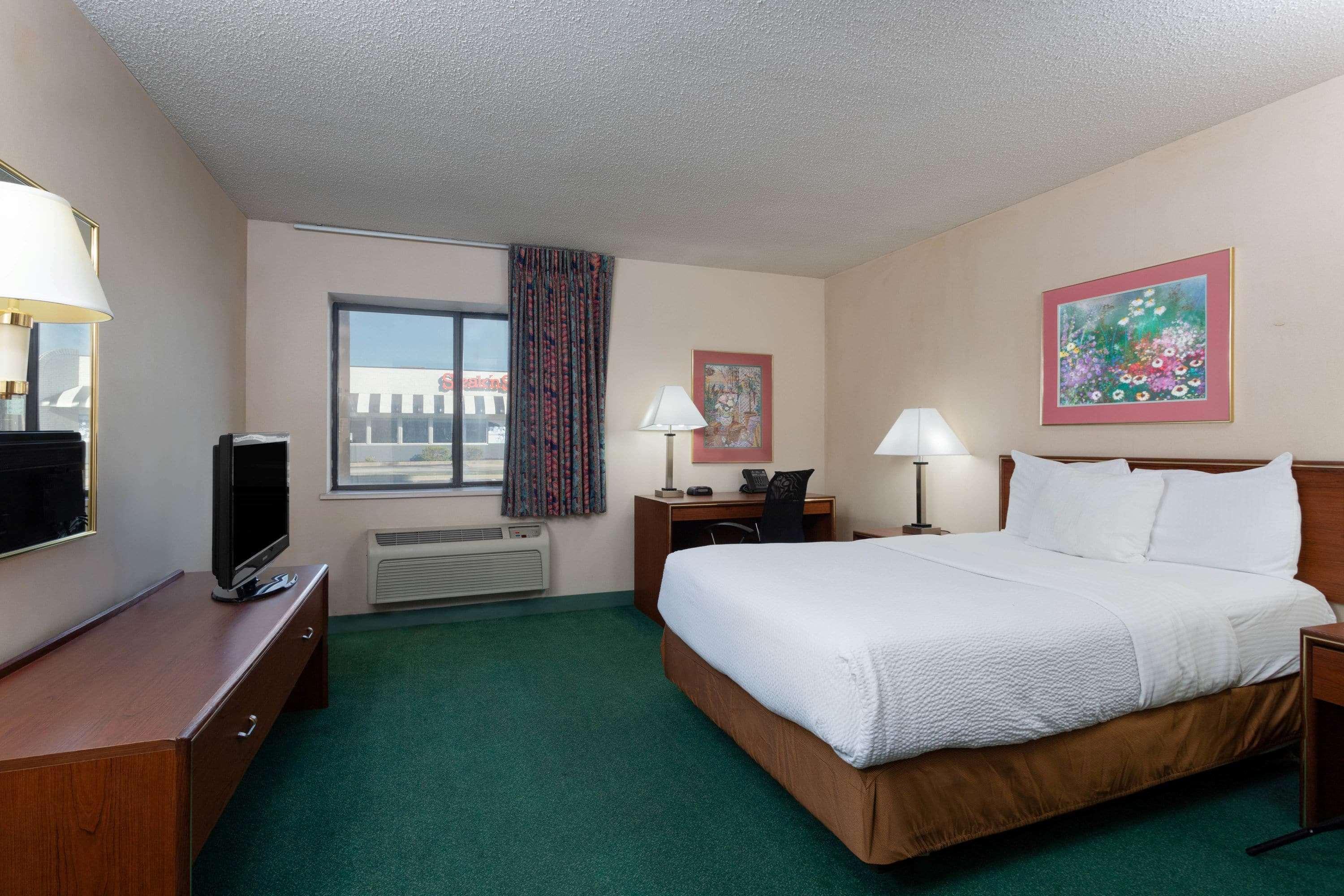 La Quinta Inn By Wyndham Indianapolis East-Post Drive Luaran gambar