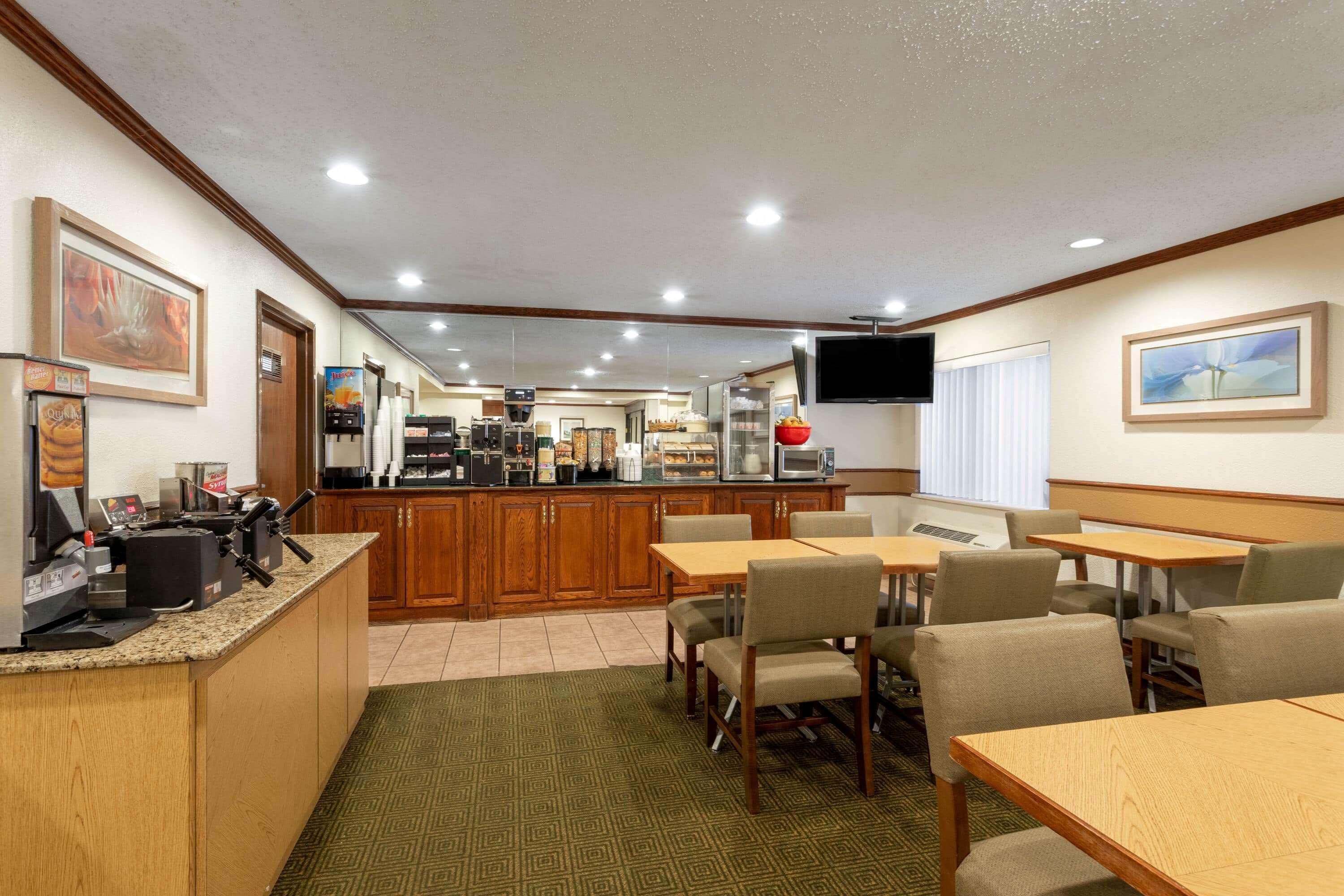 La Quinta Inn By Wyndham Indianapolis East-Post Drive Luaran gambar