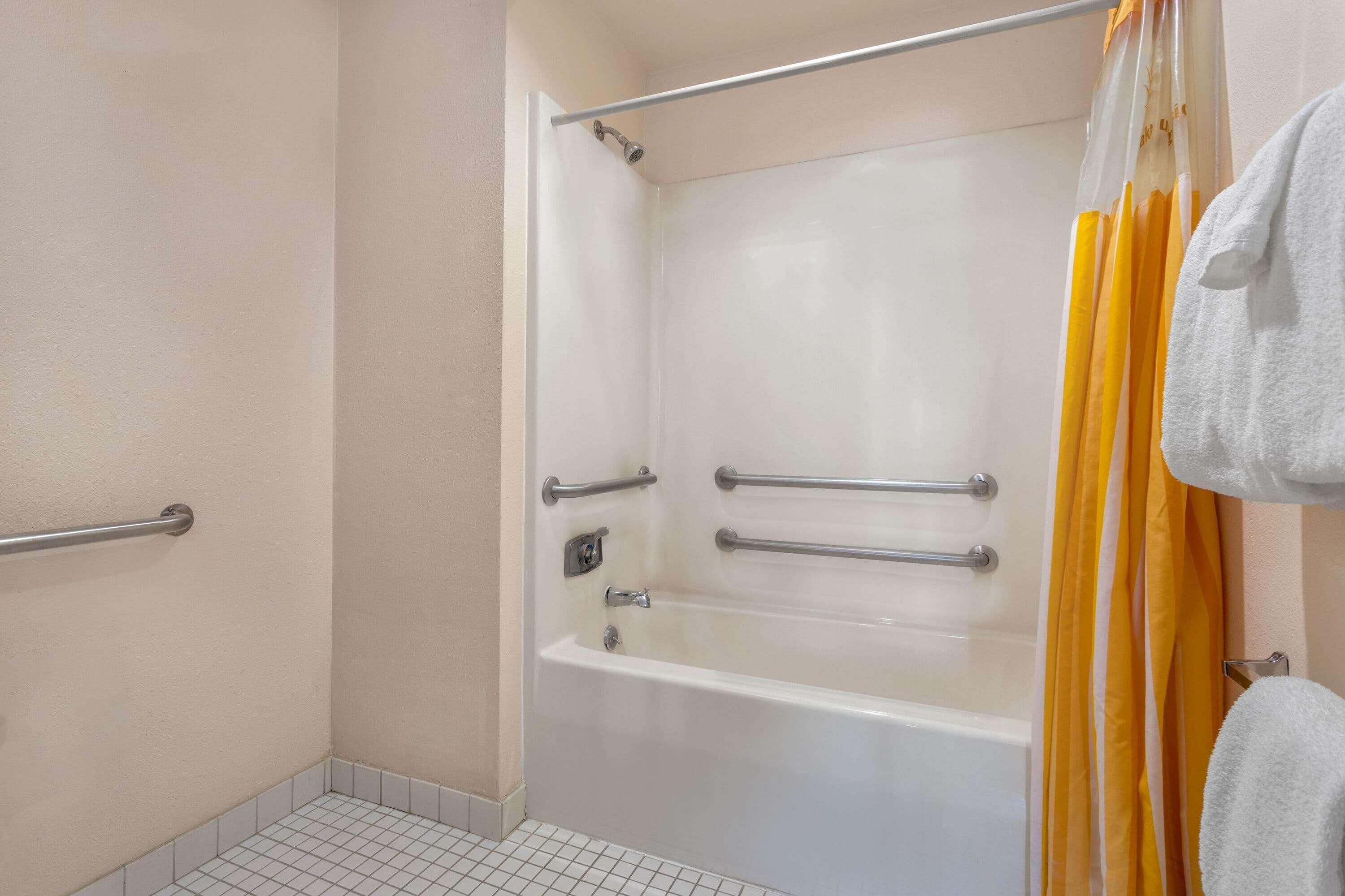 La Quinta Inn By Wyndham Indianapolis East-Post Drive Luaran gambar