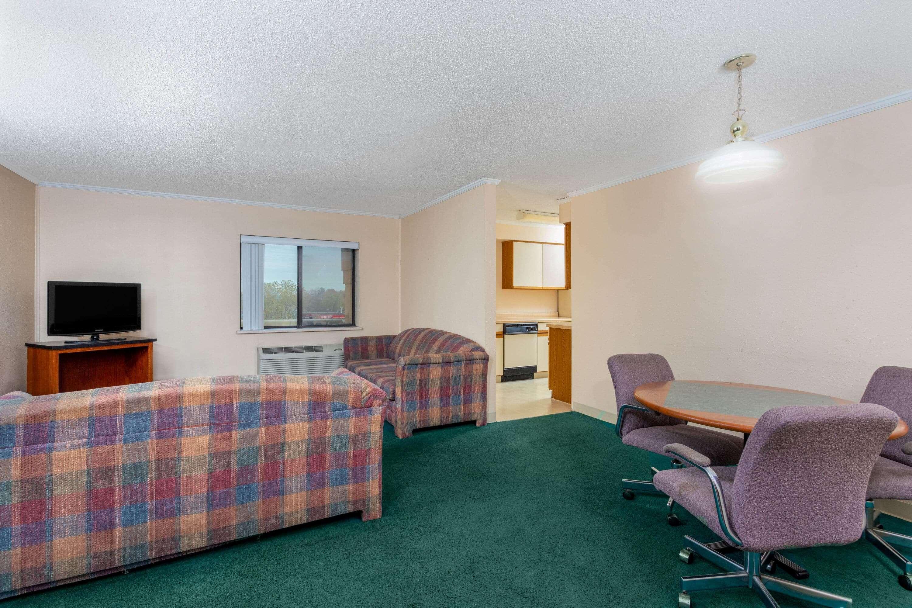 La Quinta Inn By Wyndham Indianapolis East-Post Drive Luaran gambar